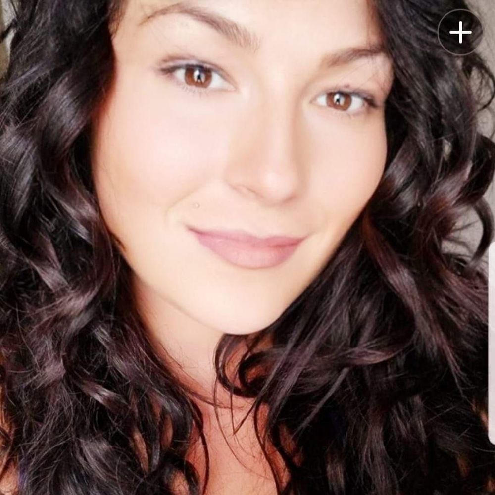 Meet your Posher, Melyssa